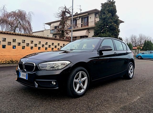 BMW 114