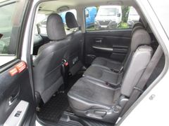 Fahrzeugabbildung Prius+ Comfort 7-Sitzer 1 Hand LED Keyless Entry