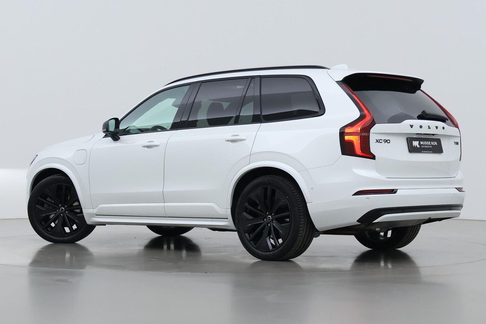 Volvo XC90 T8 Ultra Black Edition | luftfederung | Har imagem 2