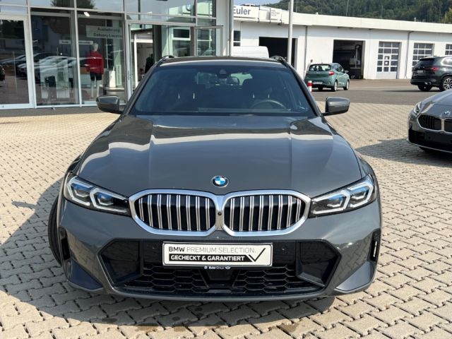 BMW 320 d Touring M Sport 19'' Innov. Comf. ACC ad.M foto 3
