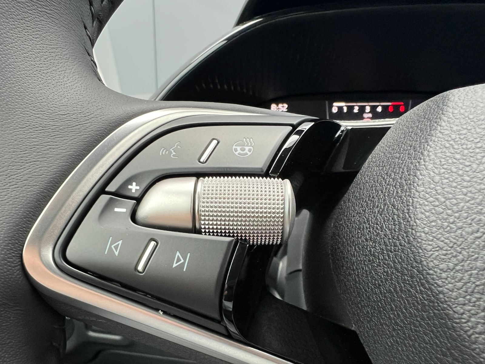 Fahrzeugabbildung SKODA Fabia Selection Edition 130 1.0 TSI DSG *Garanti