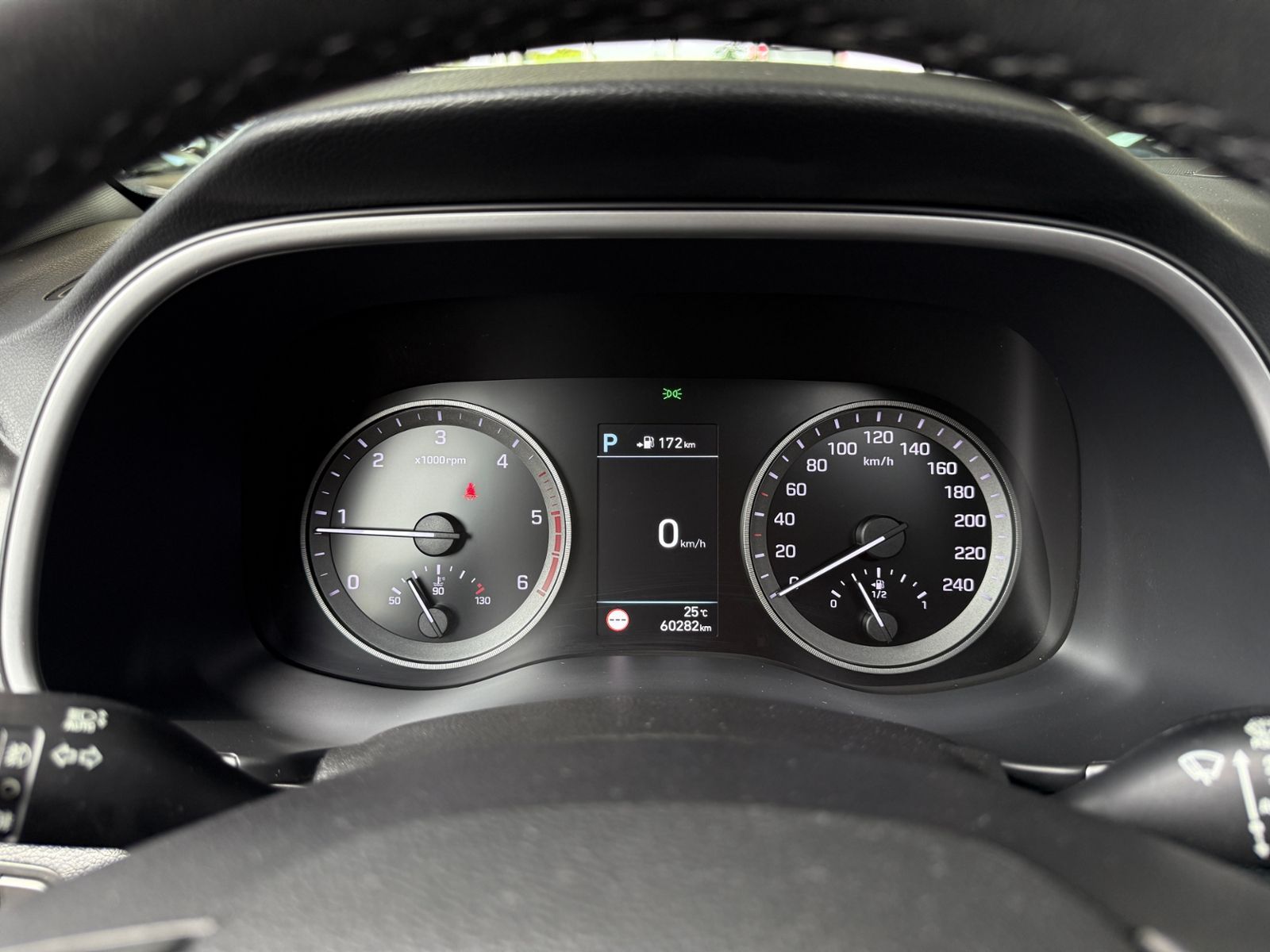 Fahrzeugabbildung Hyundai TUCSON Premium 4WD PANO AHK LED LEDER