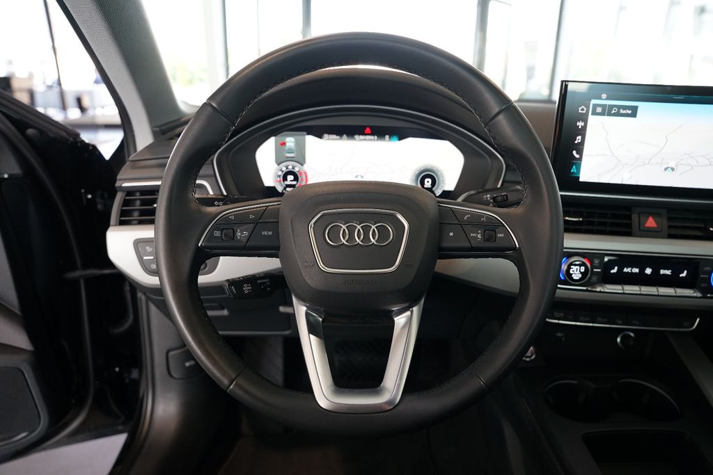 AUDI A4 Limousine 40 TFSI quattro advanced | AHK AUDI A4 Limousine 40 TFSI quattro advanced | AHK