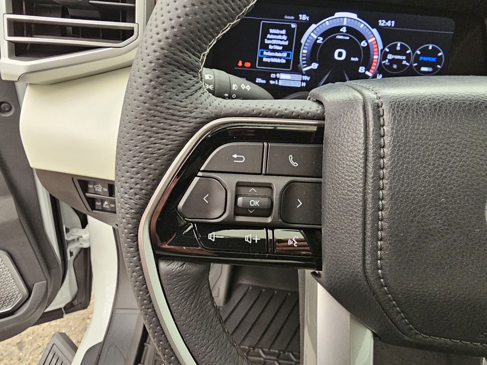 Fahrzeugabbildung Toyota Tundra Capestone T1: 74.000 EURO ! Stock !!!!!!!