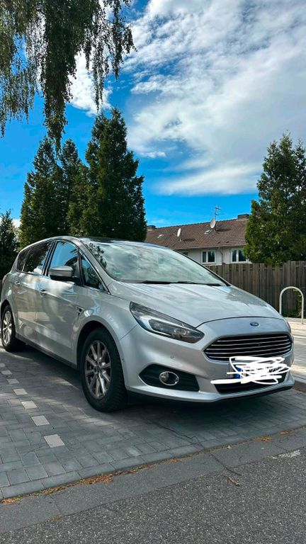 Image of Ford S-Max