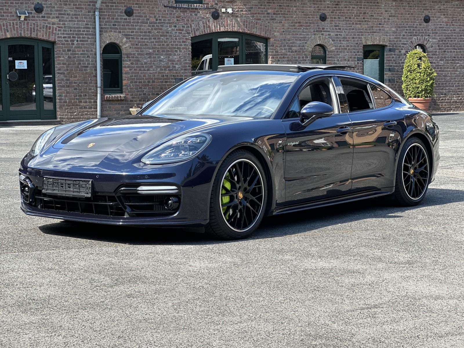 PORSCHE Panamera Turbo S E-Hybrid SPORTABGAS*MATRIX*KAME