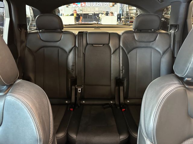 Audi SQ7*MATRIX*1.HAND*TÜV-NEU*AHK*PANO*ALCANTARA*
