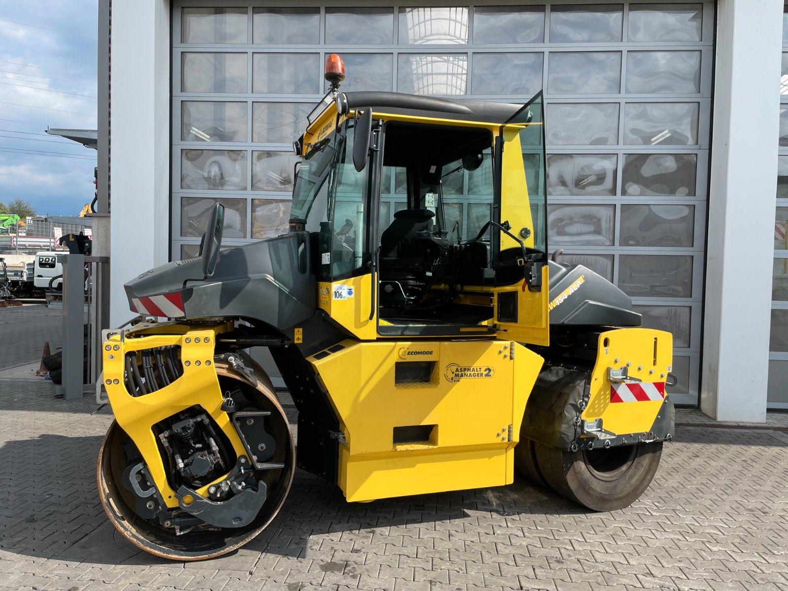 Fahrzeugabbildung BOMAG BW 154 ACP-4i AM / nur 1.459h / Asphalt Manager