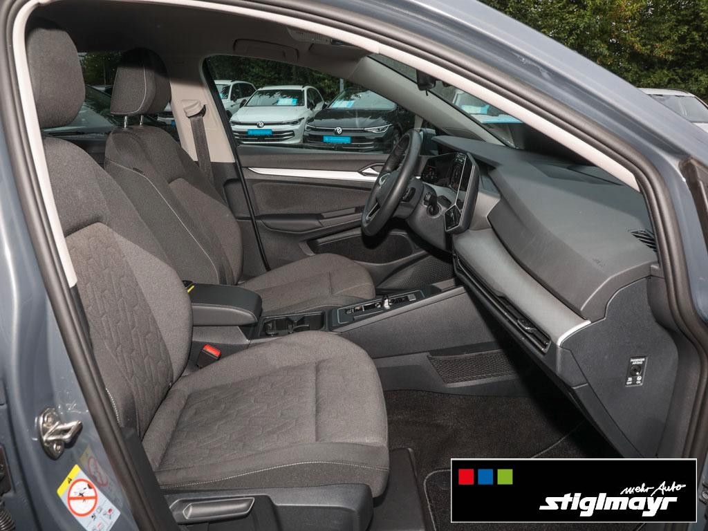 Volkswagen Golf VIII Life 1.5 eTSI DSG ACC APPS LED foto 5