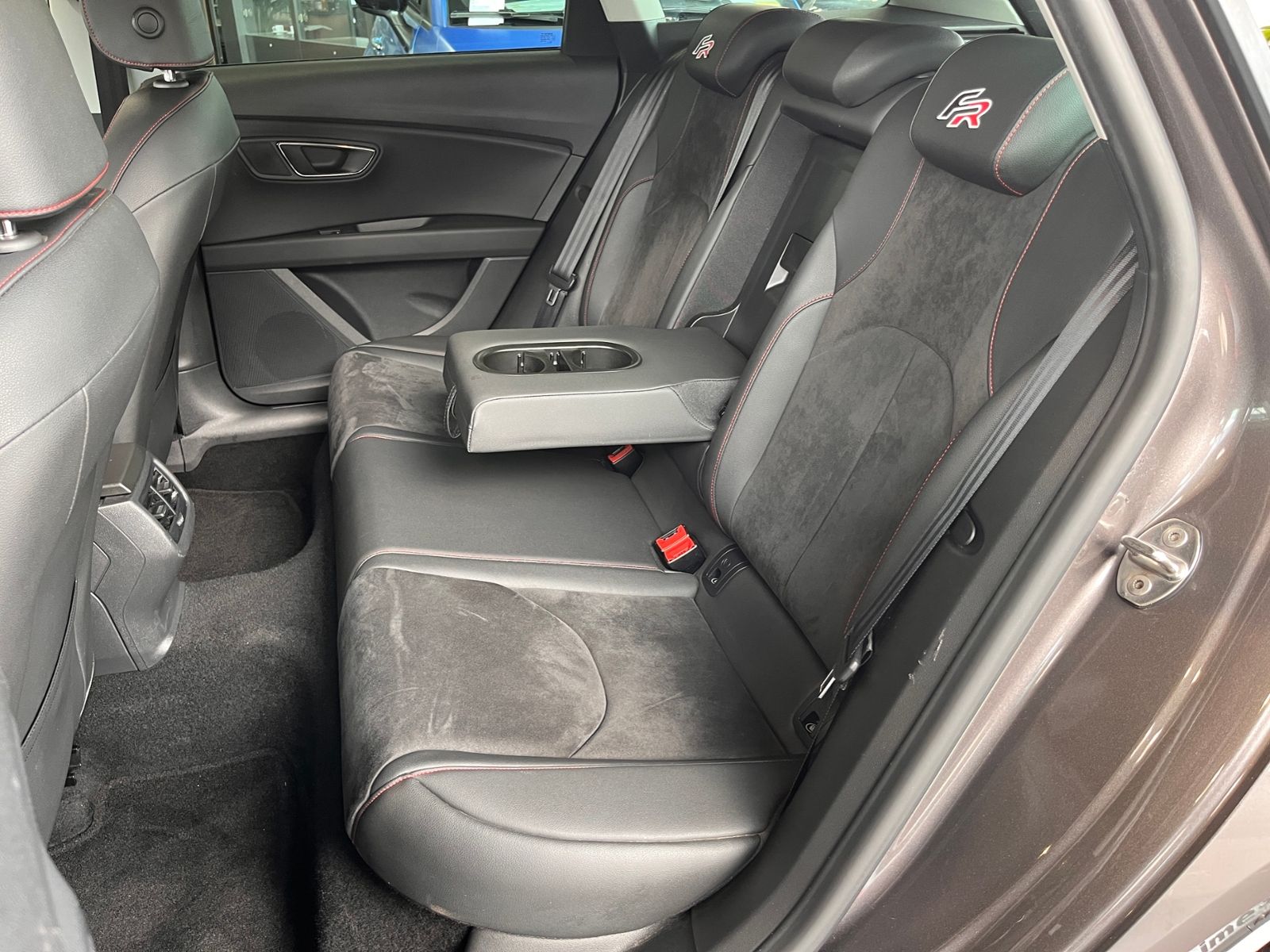 Fahrzeugabbildung SEAT Leon ST FR KLIMA LED NAVI ALU