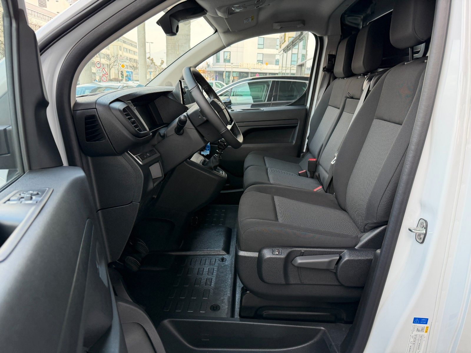 Fahrzeugabbildung Opel Vivaro Kasten 1.5 D (L2) Basis M Kamera,LED,PDC