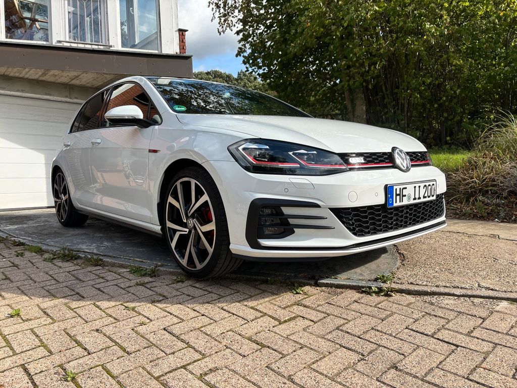 Image of Volkswagen Golf