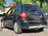 Suzuki SX4 2.0 D/Navi/Bluetooth/Klimaaut/8-fach Bereift - Suzuki mit Diesel-Antrieb: 0