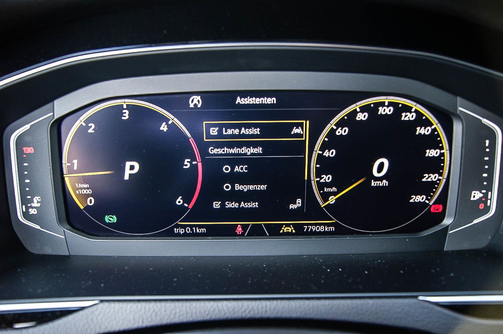 Fahrzeugabbildung Volkswagen Arteon R-Line 4Motion HEADUP PANORAMA STANDHEIZG