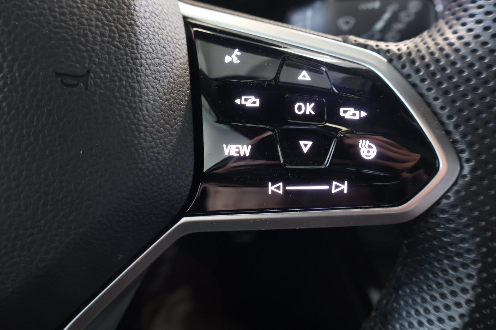 Volkswagen Golf VIII GTI 2.0 TSI AID+ACC+KAM+LED+AMBI.+PANO, миниатюра 11
