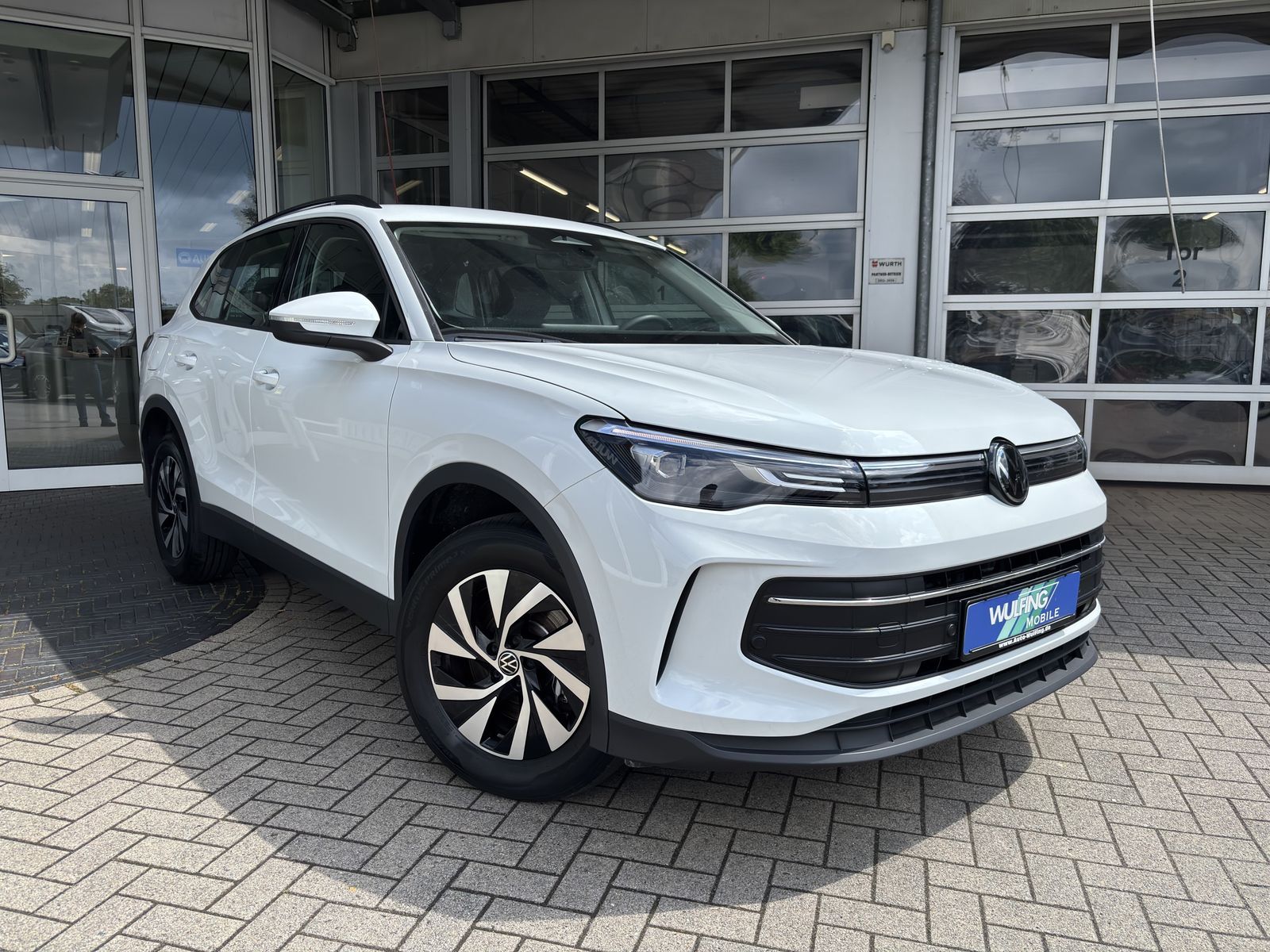 Volkswagen Tiguan 1.5 TSI eHybrid LIFE ACC KAM FAHR-ASS LED imagem 3