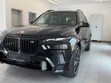 BMW X7 M60 - BMW: mit Klimaautomatik