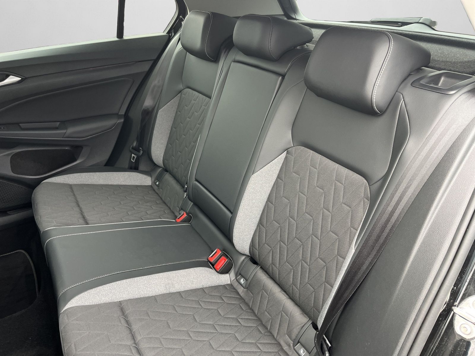 Volkswagen Golf - Bild 14