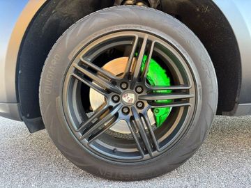 Porsche Macan - 9