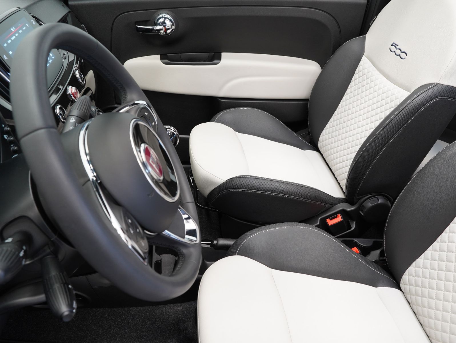 Fahrzeugabbildung Fiat 500C Dolcevita Cabrio