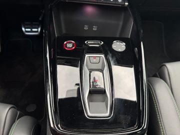 Audi RS3 Lim. 2.5 TFSI quattro+RS AGA+Pano+Facelift++