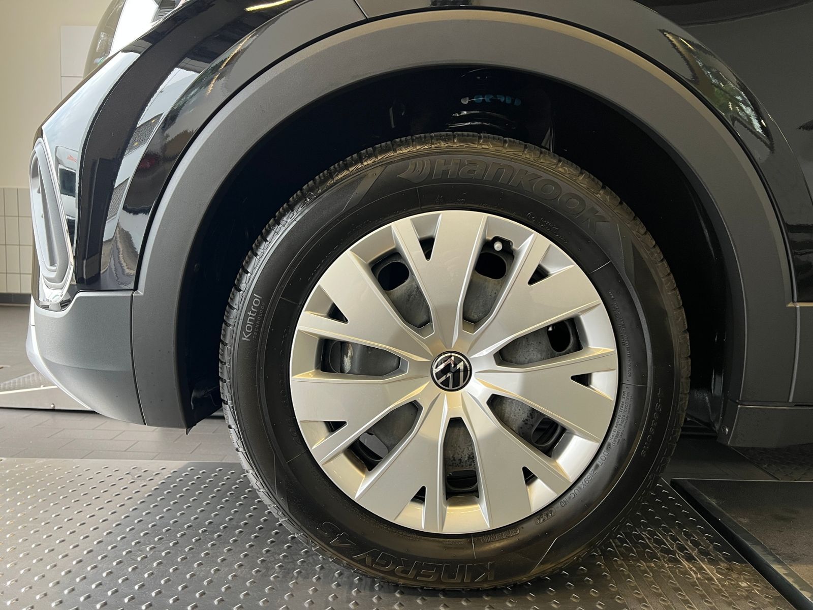 Fahrzeugabbildung Volkswagen T-Cross 1.0 TSI *Garantie, LED, App-Connect, PDC