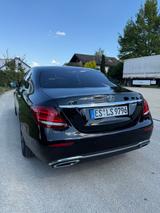 Mercedes-Benz E 220 d Autom. - Avantgarde  - Mercedes-Benz E 220 Gebrauchtwagen in Stuttgart