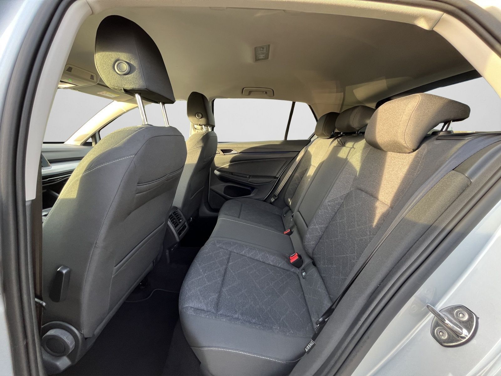 Volkswagen Golf - Bild 17