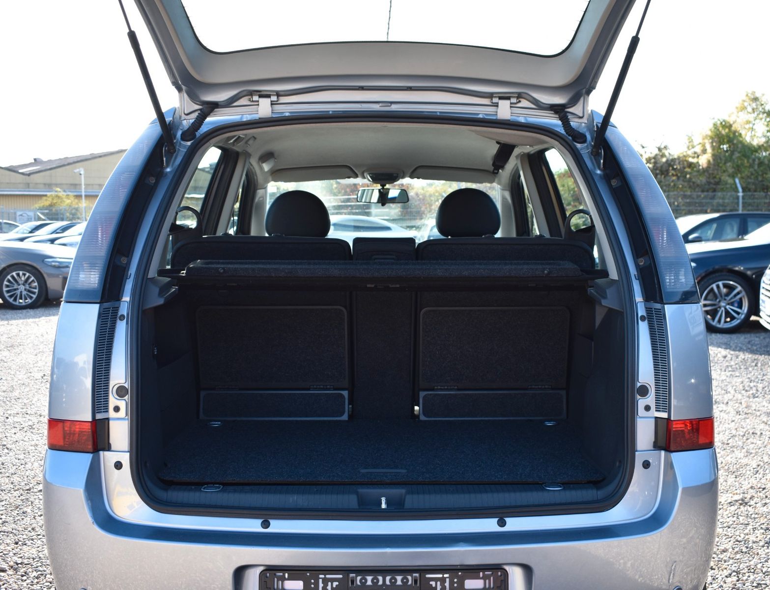 Fahrzeugabbildung Opel Meriva INNOVATION KLIMA/PDC/1.HAND