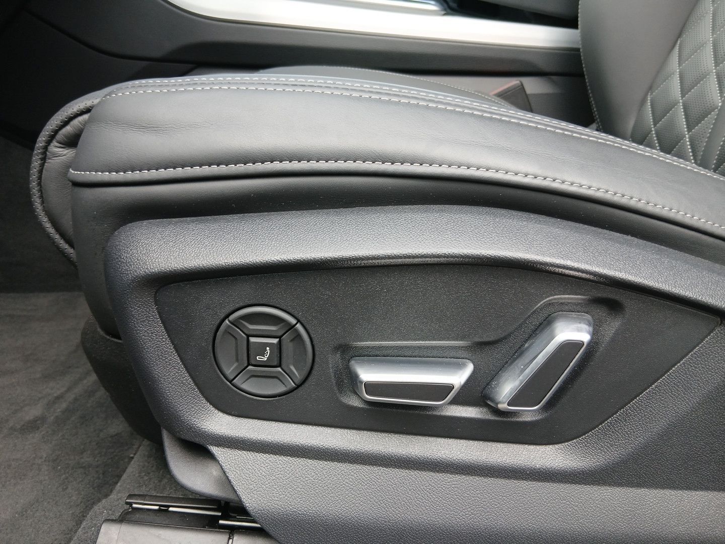 Audi Q7 - Bild 23