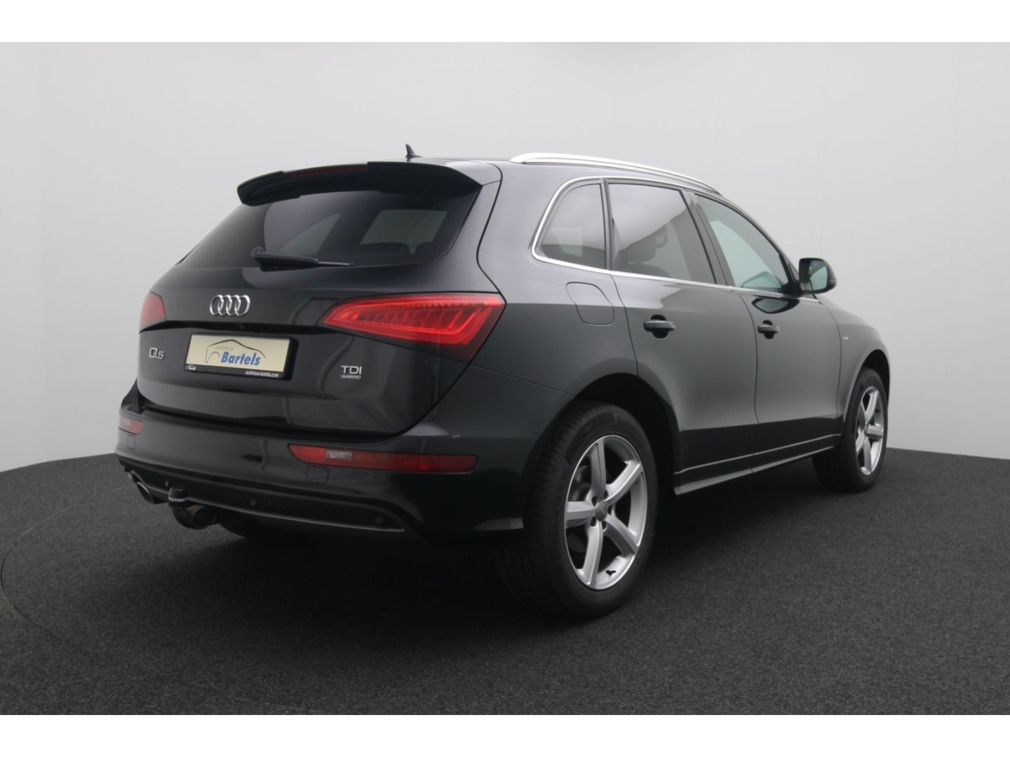 Fahrzeugabbildung Audi Q5 2.0 TDI 130kW quattro ACC Sportsitze Standhei