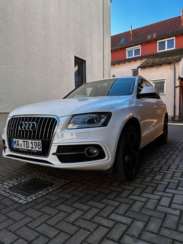 AUDI Audi Q5 2.0 TDI quattro S tronic  EZ 09/2...