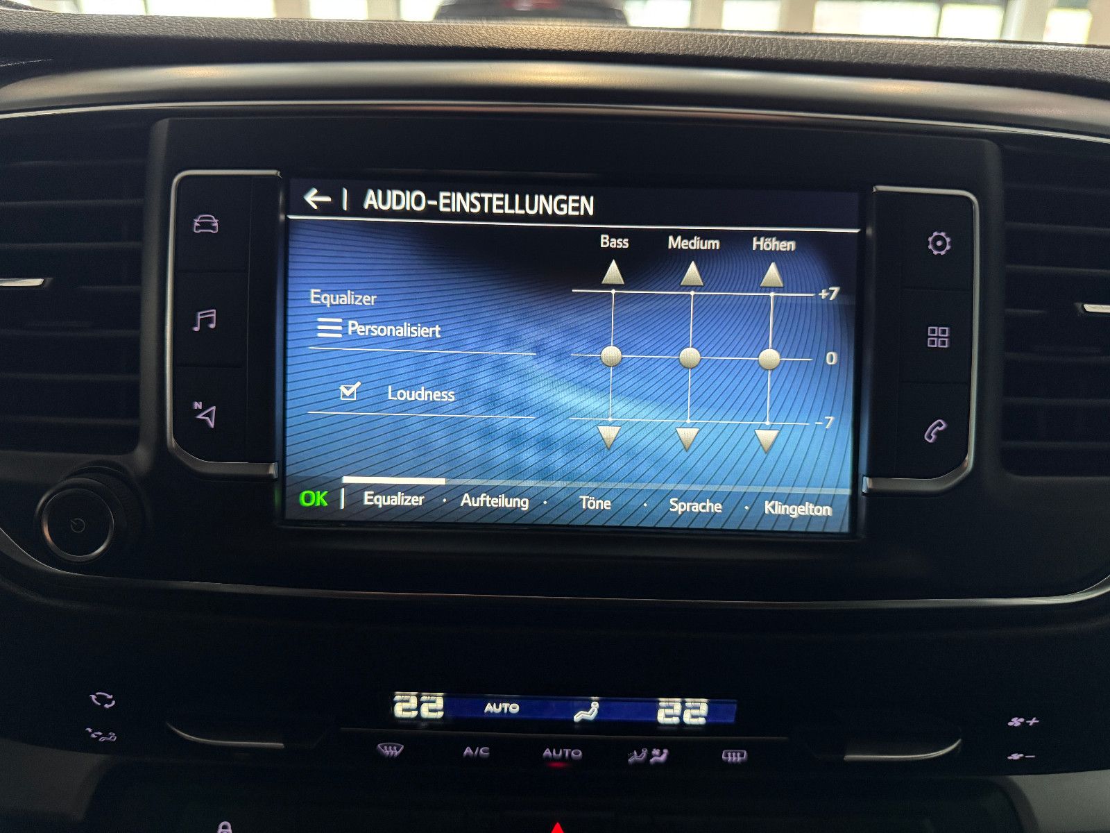 Fahrzeugabbildung Toyota Proace Verso L2 Shuttle Comfort Automatik Voll