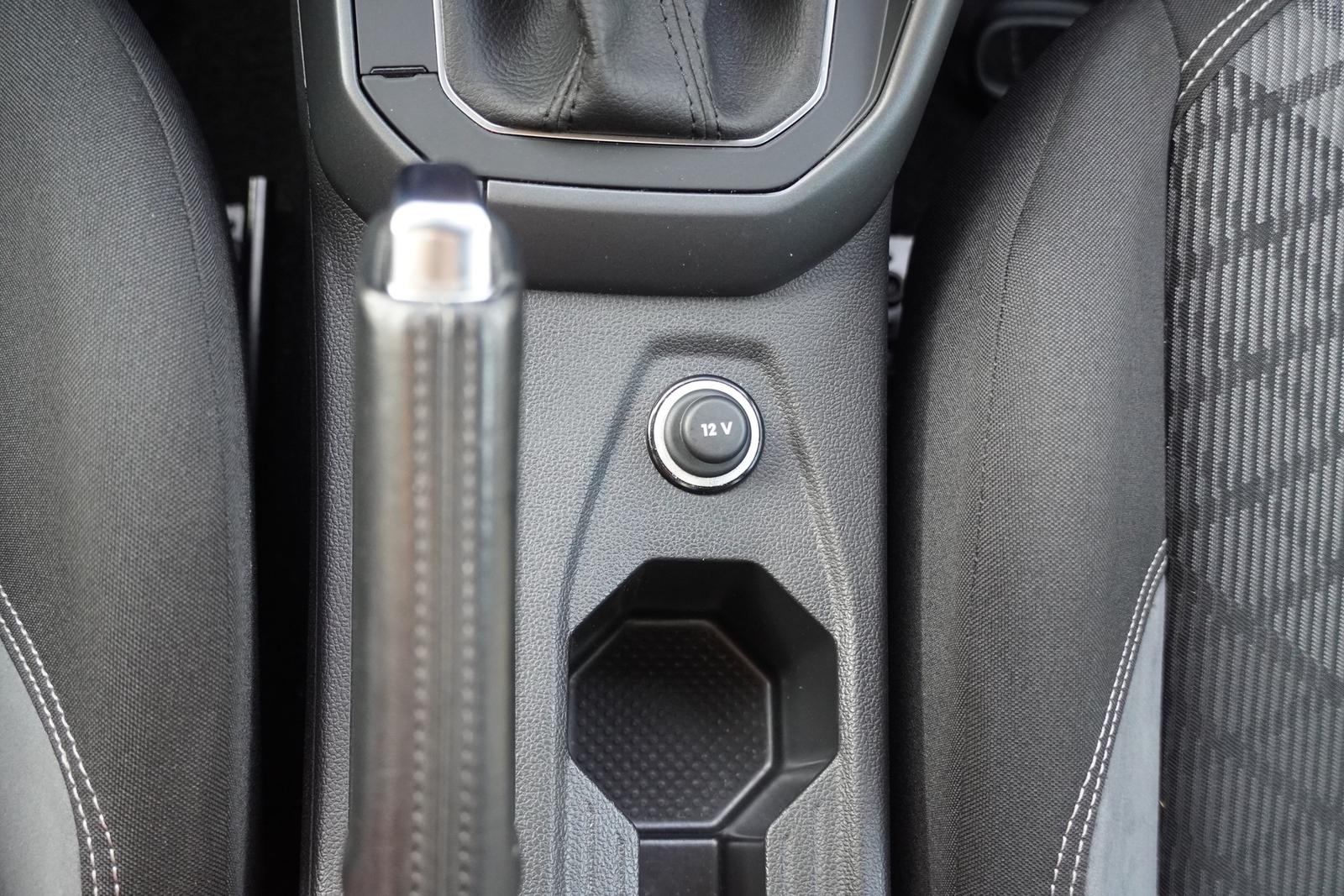 Volkswagen Taigo 1.5 TSI R-Line DSG LED ACC Navi Kamera, миниатюра 24