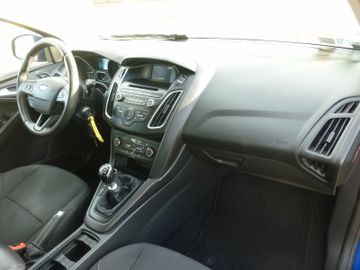 Ford Focus - 11