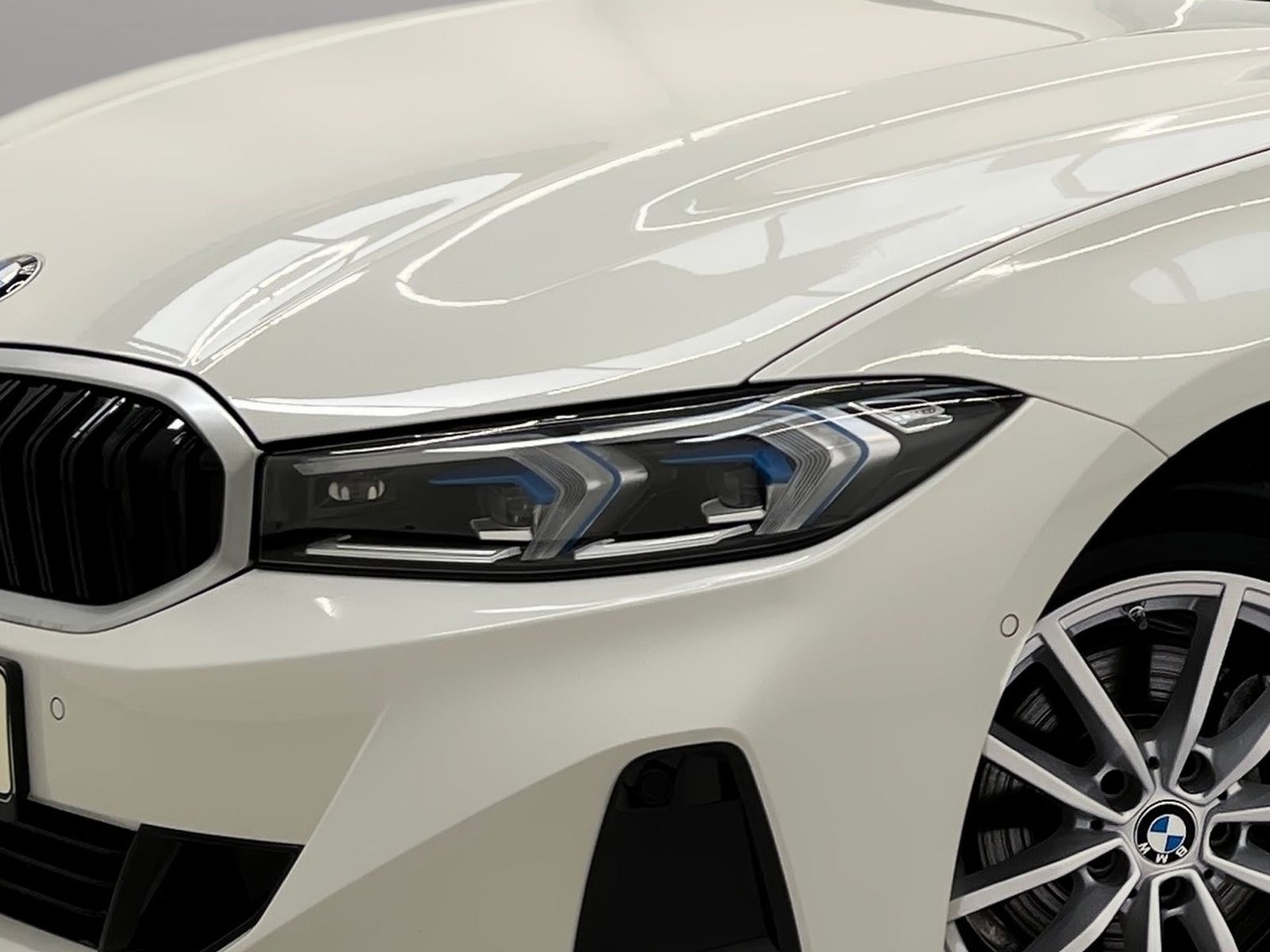 BMW 320 - Bild 7