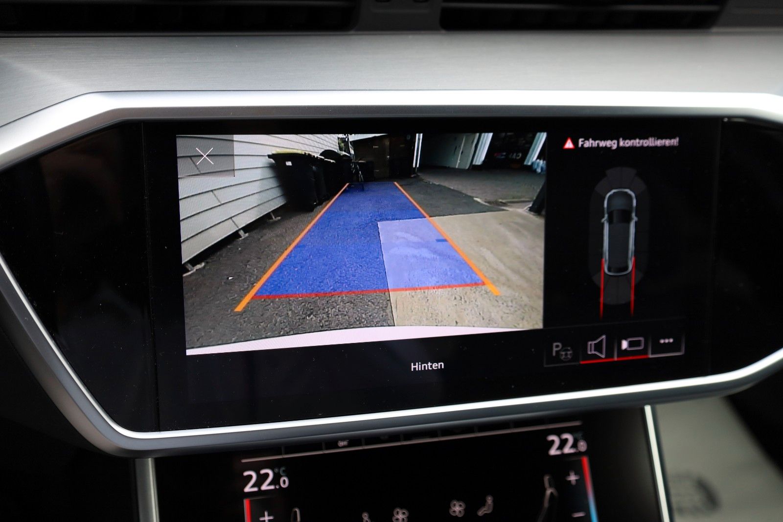 Fahrzeugabbildung Audi A6 Avant 40TDI S Line T.Leder,Navi,LED,Kamera,WR