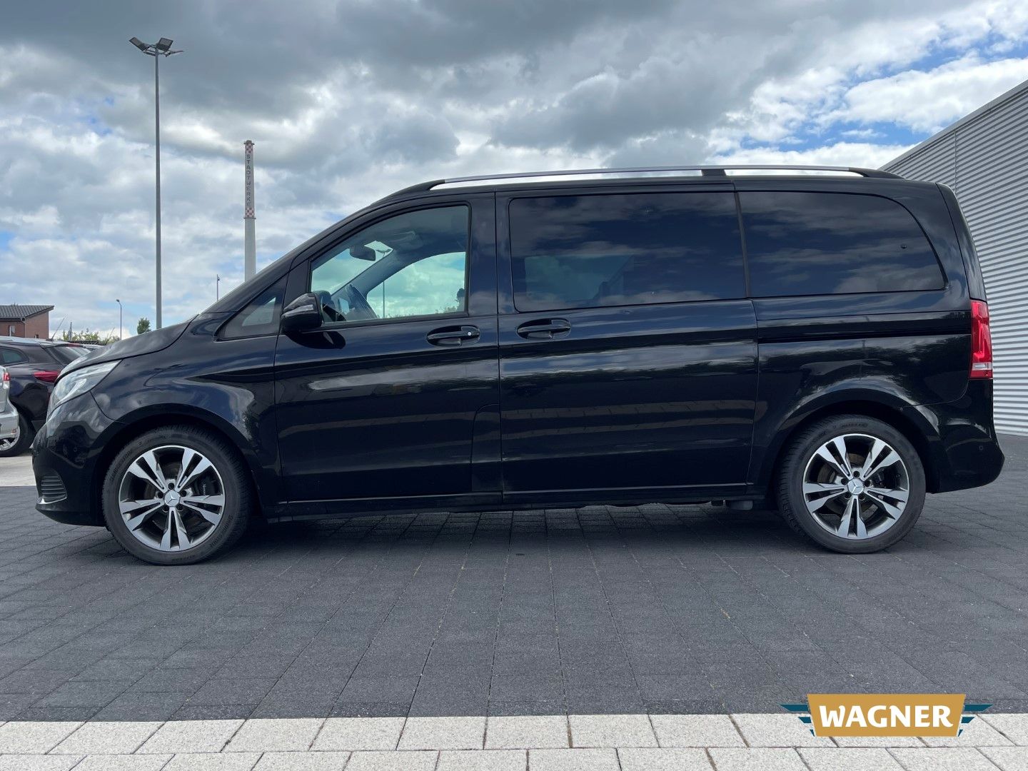 Fahrzeugabbildung Mercedes-Benz V 250 d SCORE kompakt CDI BT Motorschaden