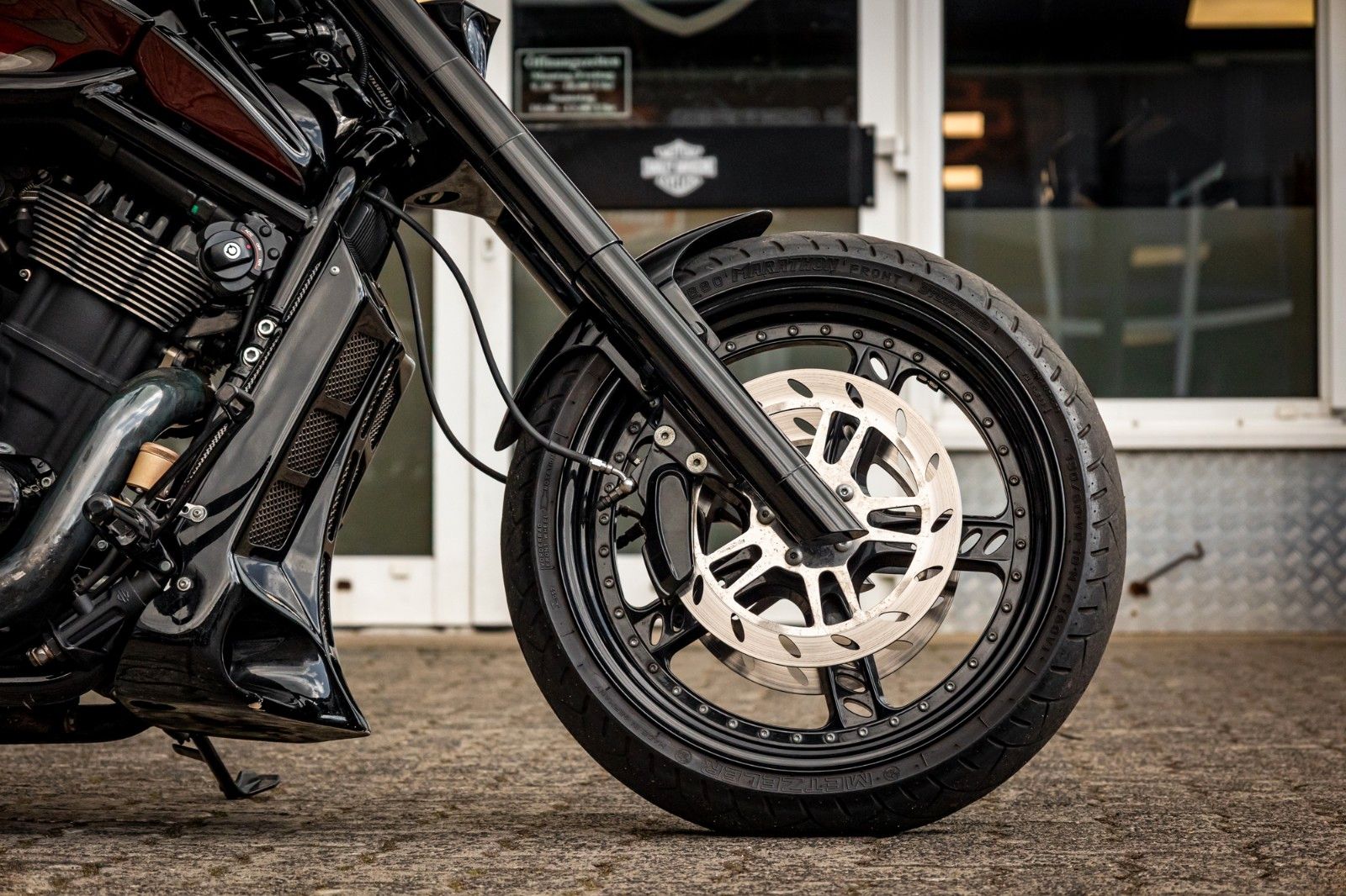 Fahrzeugabbildung Harley-Davidson VRSDCX Night Rod Special - 300er - AIRRIDE -