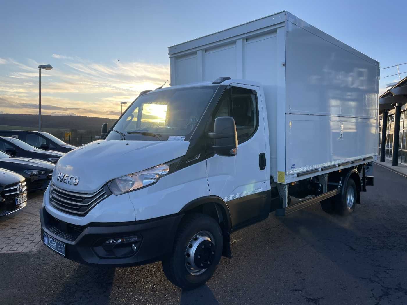 Fahrzeugabbildung Iveco Daily 70C18 HA8 *LBW*Schwenkwandkoffer*