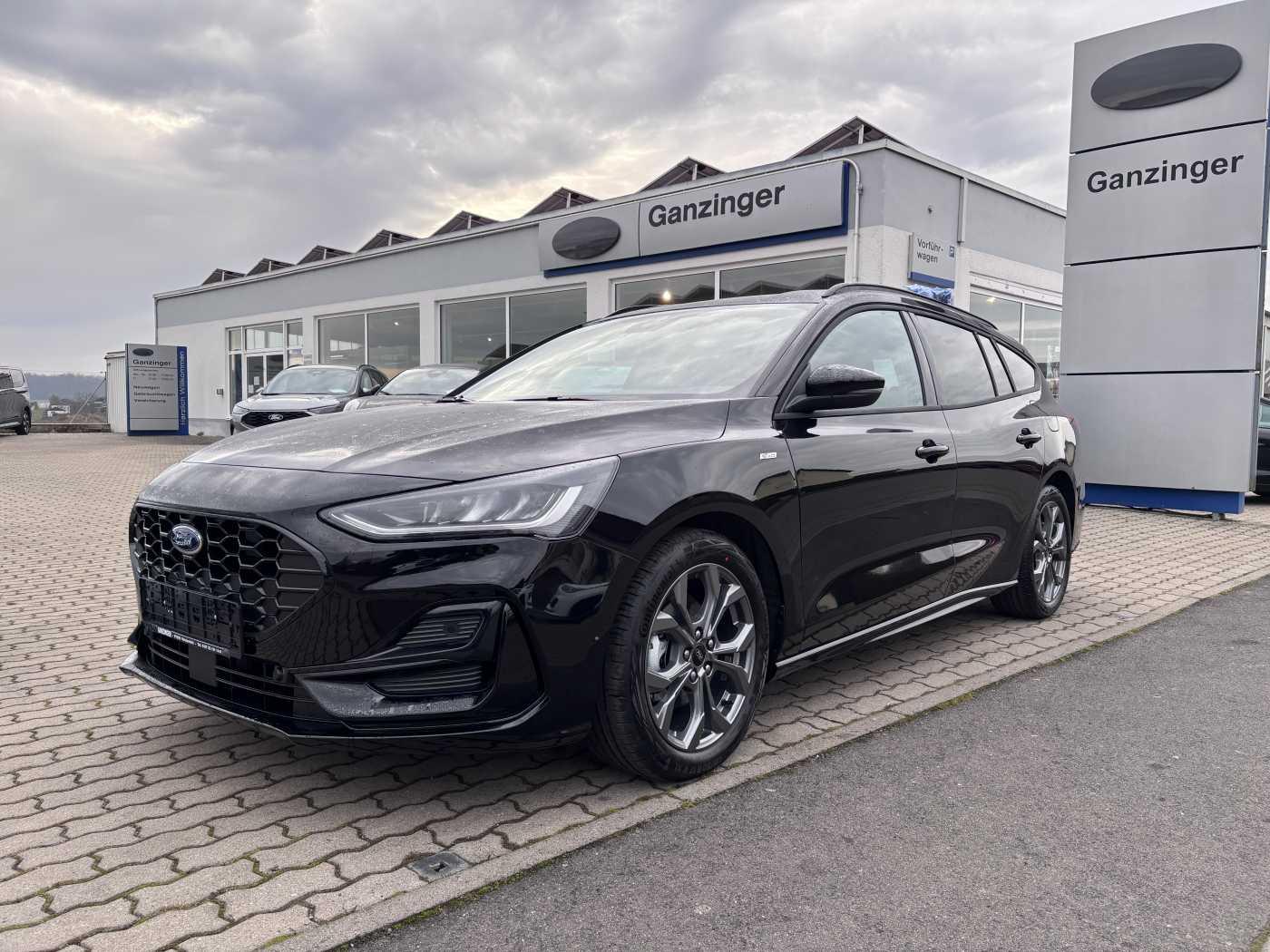 Ford Focus ST-LINE X Turnier Automatik, NEUPREIS 42.0
