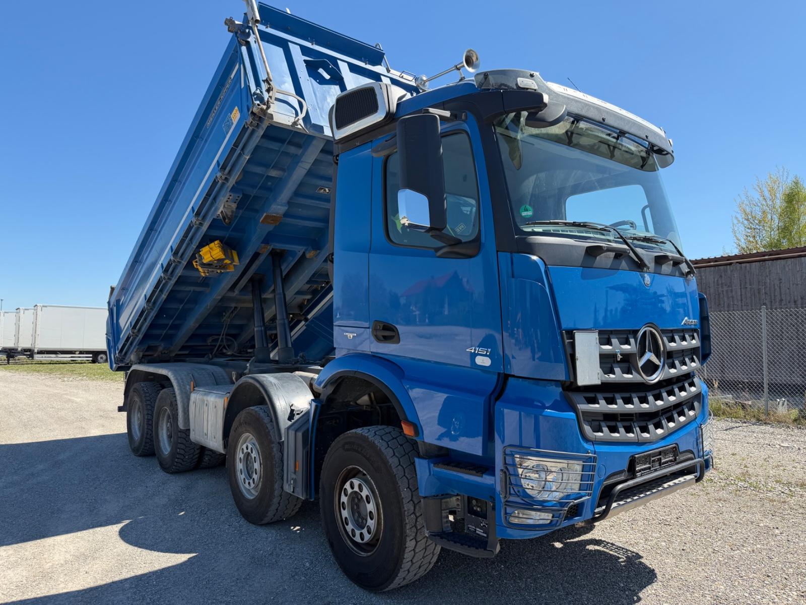 Mercedes-Benz 4151*TÜV + SP NEW*1.Hand*Meiler-Kipper+Boardmati