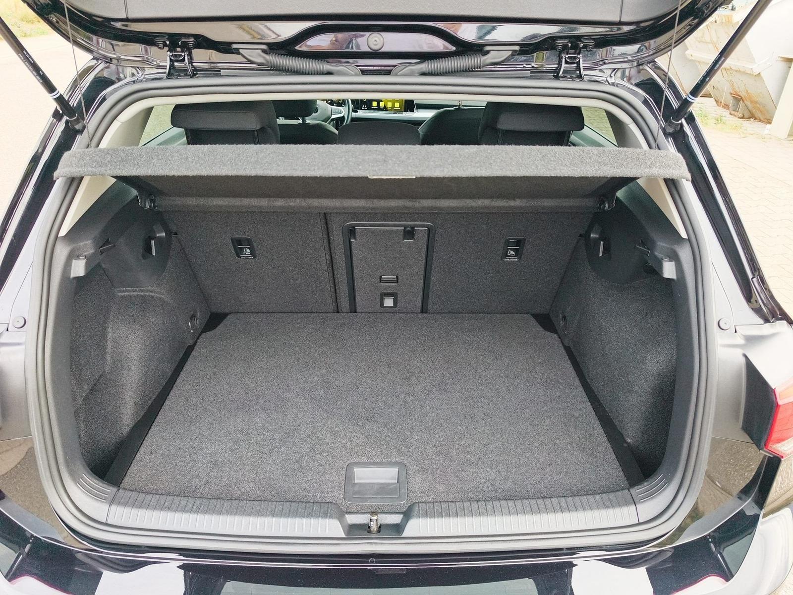 Volkswagen Golf VIII 1.5 TSI Active Standhzg+Kamera+HUD+ACC, миниатюра 27