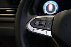 VW Caddy 2.0 TDI Life DSG | ACC | App | LED VW Caddy 2.0 TDI Life DSG | ACC | App | LED