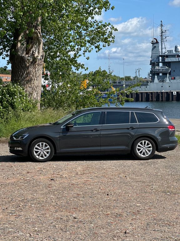 Image of Volkswagen Passat Variant