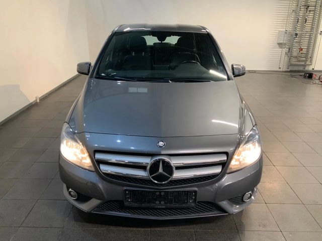 Mercedes-Benz B 200 CDI BlueEFFICIENCY Edition 1