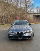 Alfa Romeo Giulia 2.2 Diesel  - Alfa Romeo Giulia: Limousine