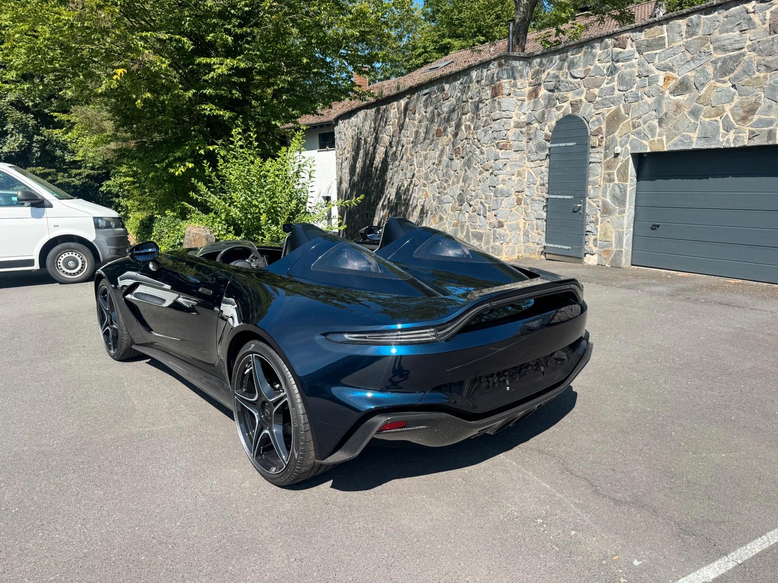 Aston Martin V12 Speedster - Nr. 87 of 88 - excellent cond.