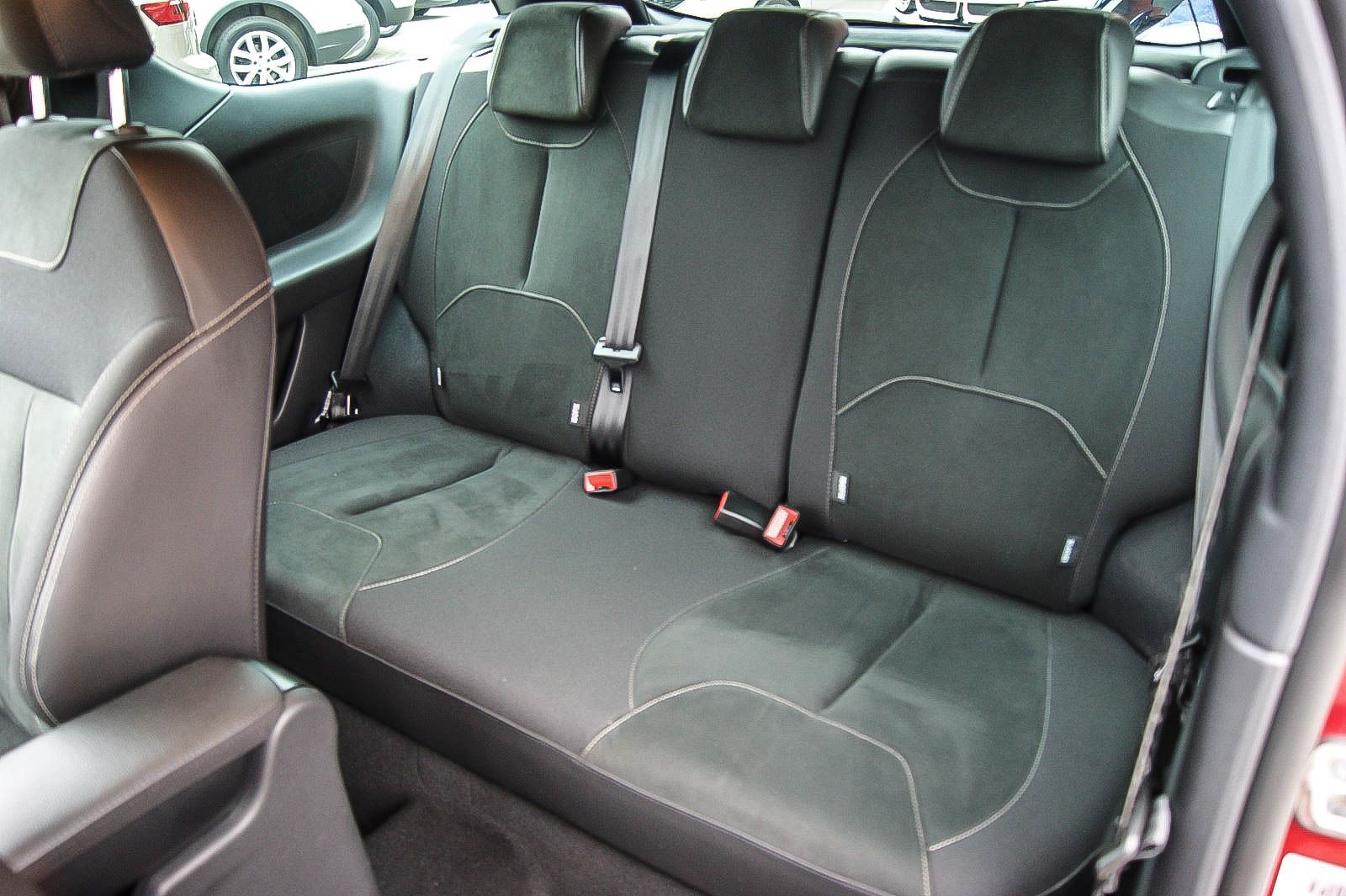 Fahrzeugabbildung Andere DS 3 SportChic Automatik LED VISION STYLE-PAKET