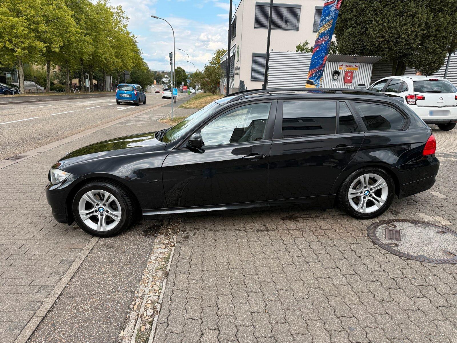 BMW 320 2009 — engine 179 HP (132kW)